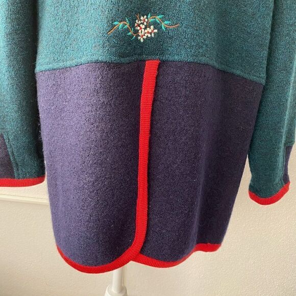 Marie Claire Vintage Floral Embroidered Cardigan - Picture 5 of 10